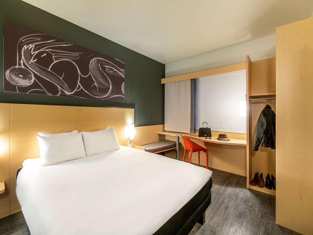 Готель Ibis Керетаро Номер фото